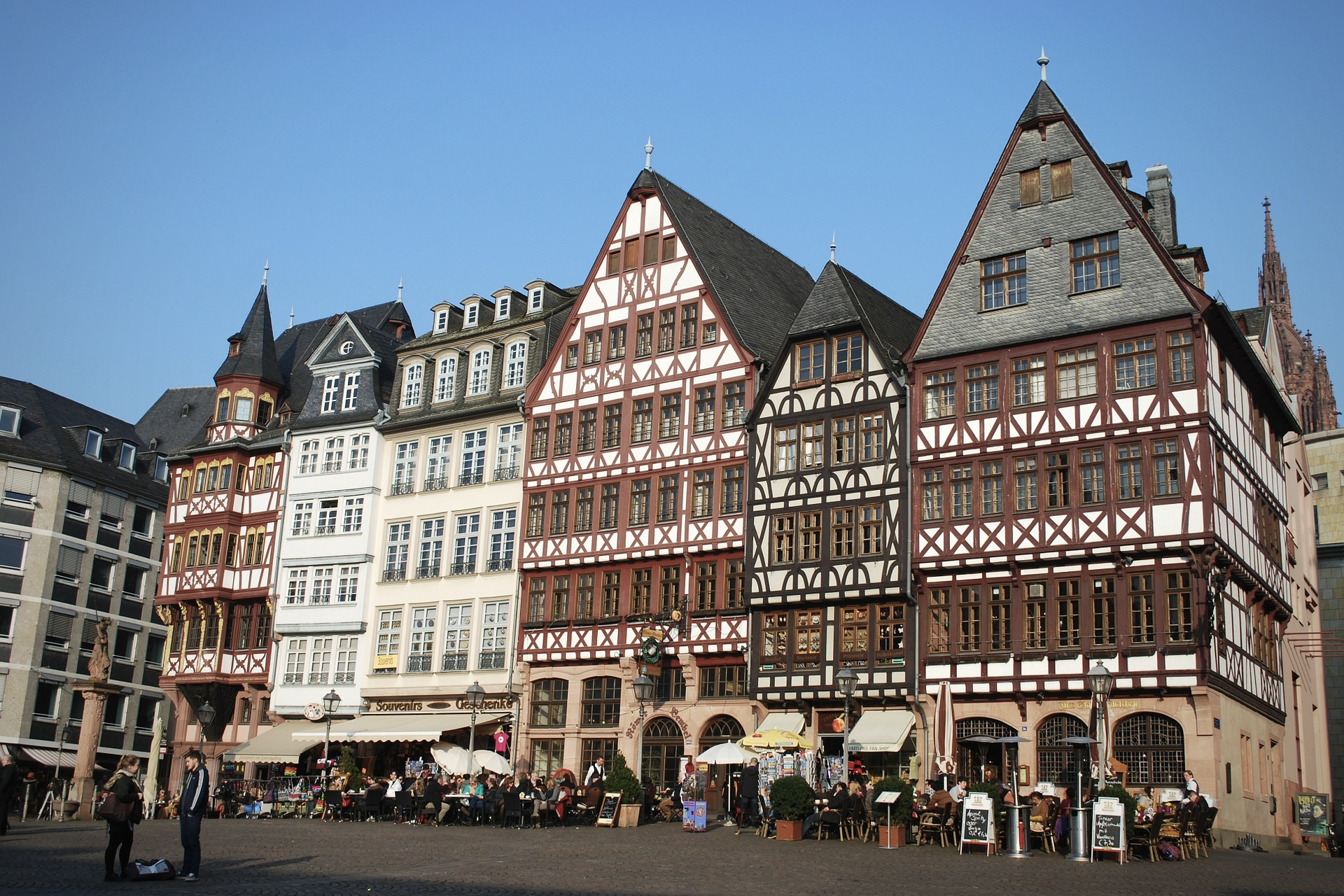 Frankfurt Römer und Römerberg gehören zu den besten Deutschland Sehenswürdigkeiten